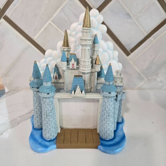 Cinderella Castle Walt Disney World Ceramic picture frame With Golden Spires & B - Picture 1 of 10